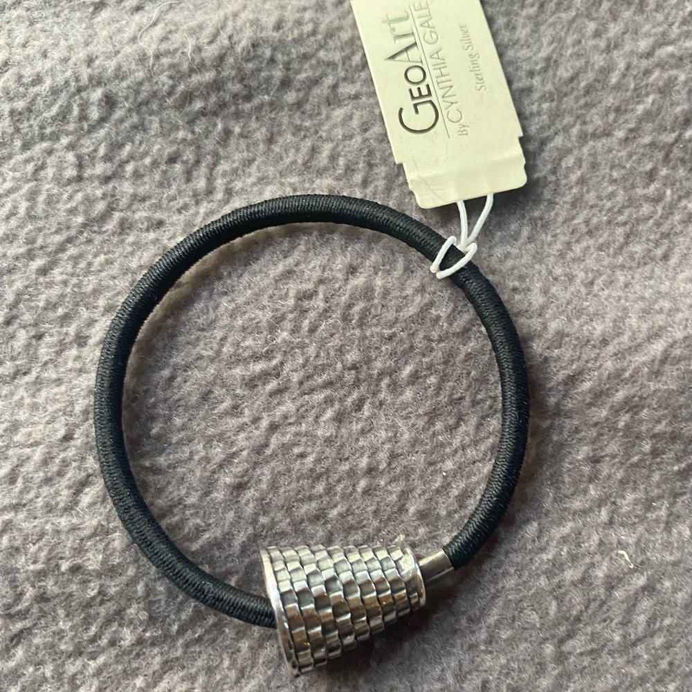 GeoArt by Cynthia Gale Ponytail Holder, thimble